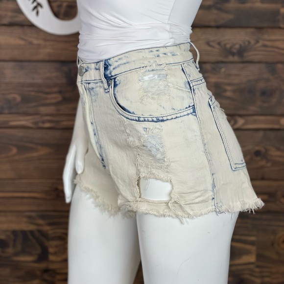 Garage |‎ Antique White Denim Jean Shorts Distressed Frayed Raw Edges High Waist - Picture 1 of 8